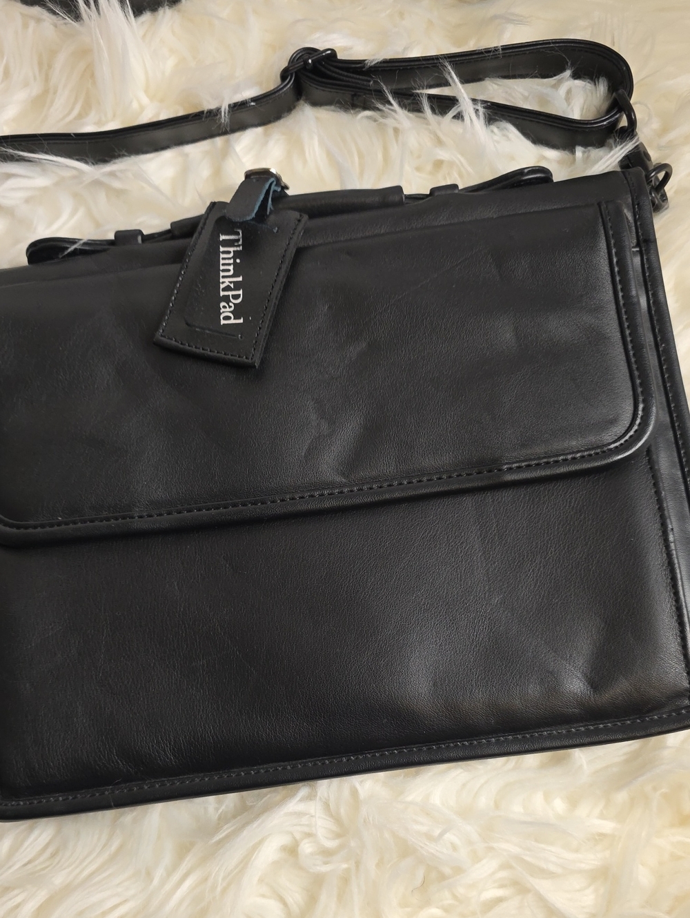 Think Pad Black Leather Laptop Messenger Bag Adjustable Strap Fits Ipad/tablet